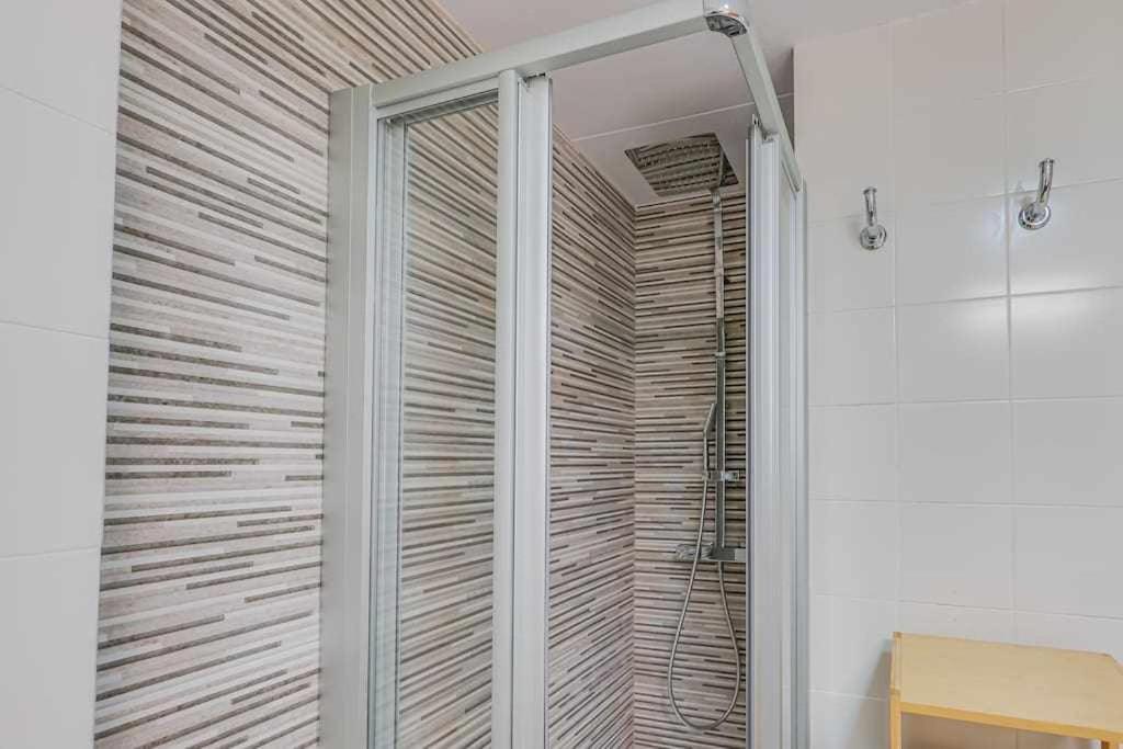 Ba Lotus Paloma Apartment *